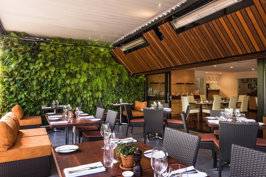 The George Hotell Christchurch Eksteriør bilde The interior of the restaurant