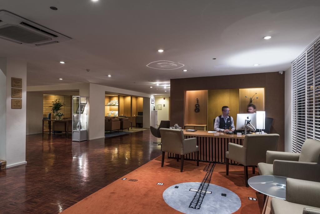 The George Hotell Christchurch Eksteriør bilde The lobby of the hotel